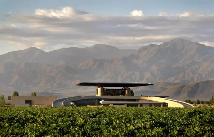 Presentation image of Alfa Crux