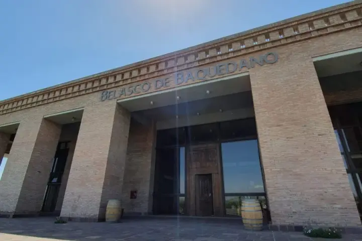 Presentation image of Belasco de Baquedano