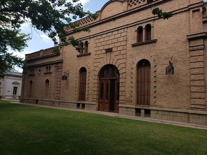 Presentation image of Cavas de Weinert