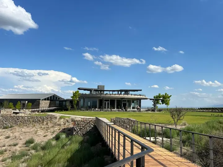 Imagen de presentación de Hualta Winery Hotel