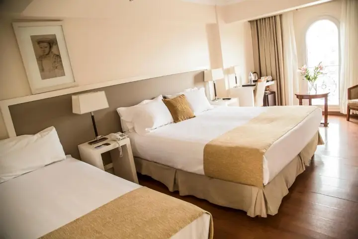 Presentation image of Huentala Hotel