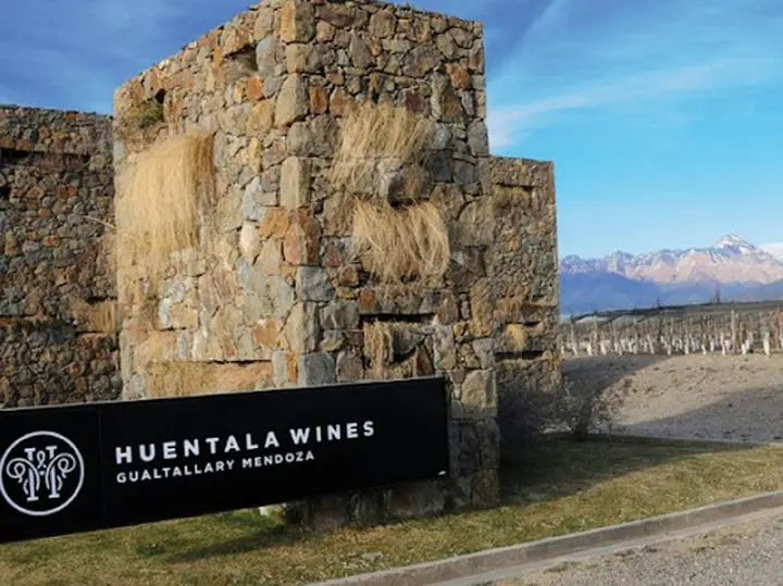 Imagen de presentación de Huentala Wines